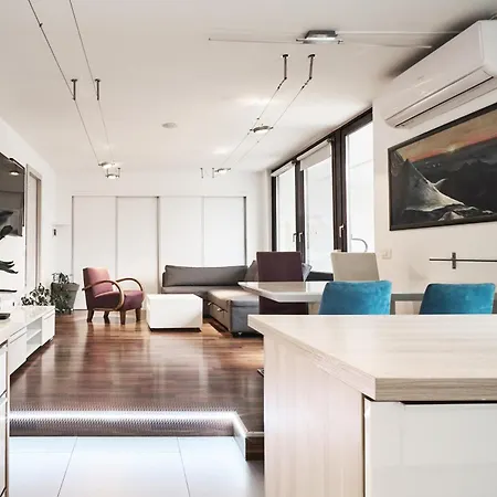 Matic Murgle Atrium * Ljubljana